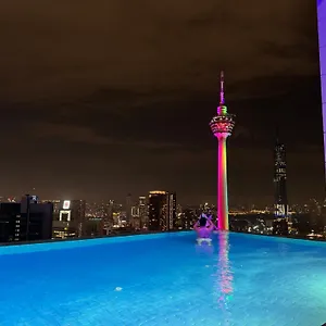 rainbow-suites-at-platinum-klcc.kualalumpurs-hotels.com/